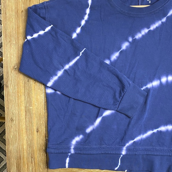 Athleta crew neck sweatshirt - Picture 2 of 5